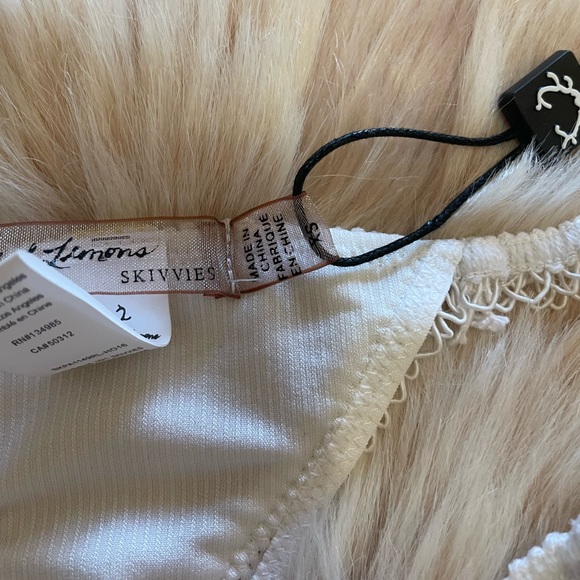 For Love and Lemons Skivvies White Thong Panty XS NWT - Picture 5 of 6